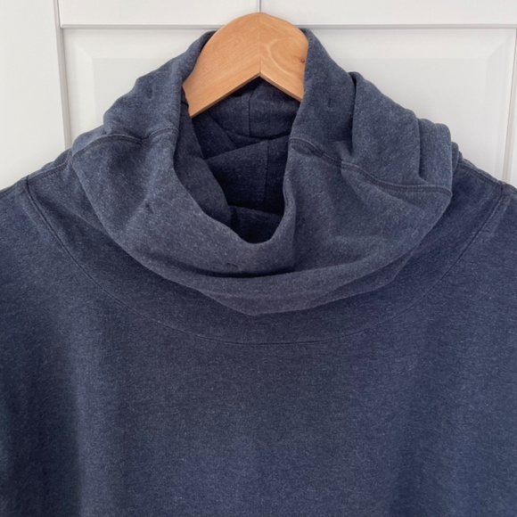 Lululemon Heathered Navy Blue Stress Less Hoodie Cowl Funnel Neck, Size 6 - Picture 7 of 16